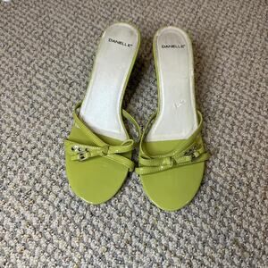 Stunning 90s vintage y2k strappy kitten heels